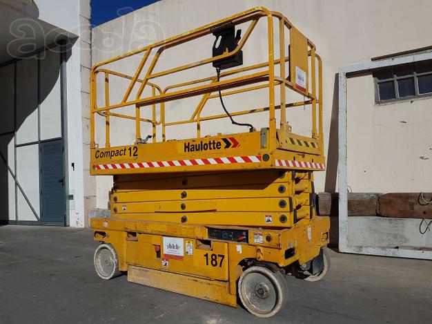 Сдам в аренду ножничный подъмник Haulotte Compact 12